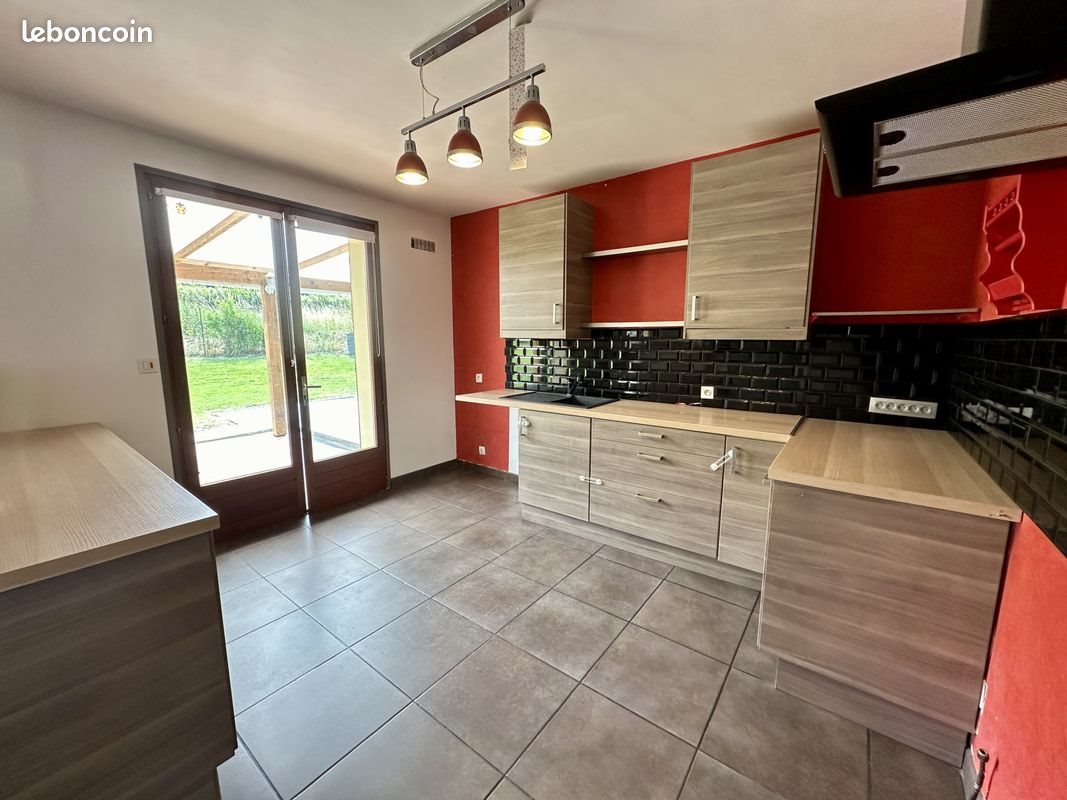 Maison à louer, 134m², Bailly-en-Rivière