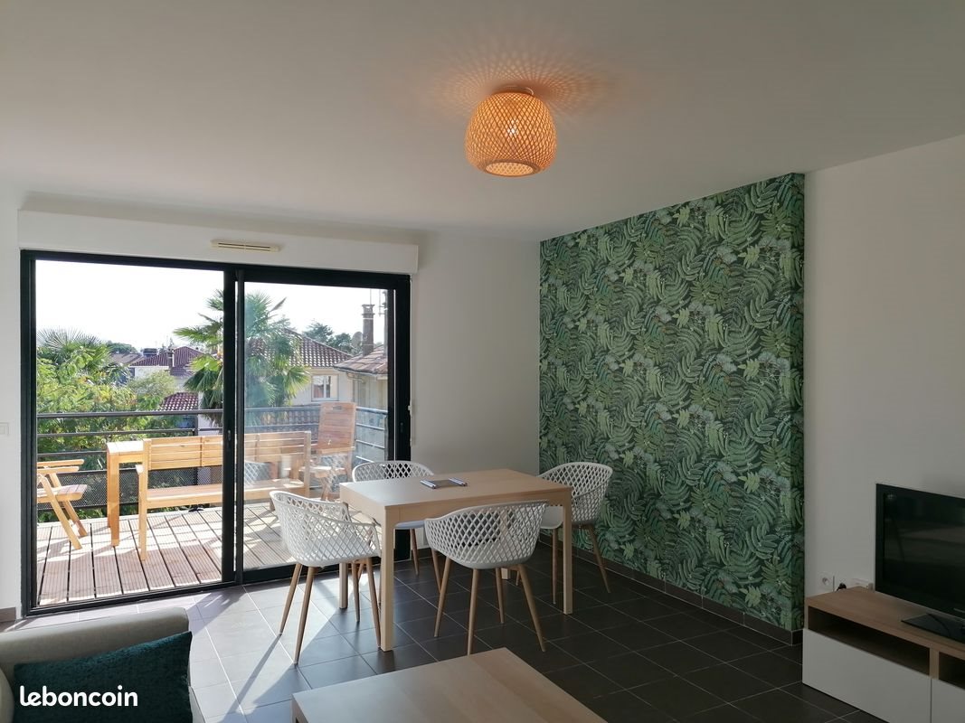 Appartement à louer, 61m², Pau