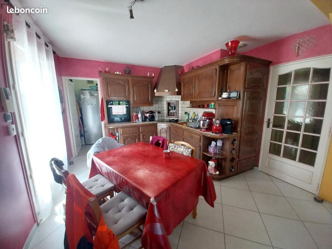 Maison à vendre, 147m², Le Genest-Saint-Isle