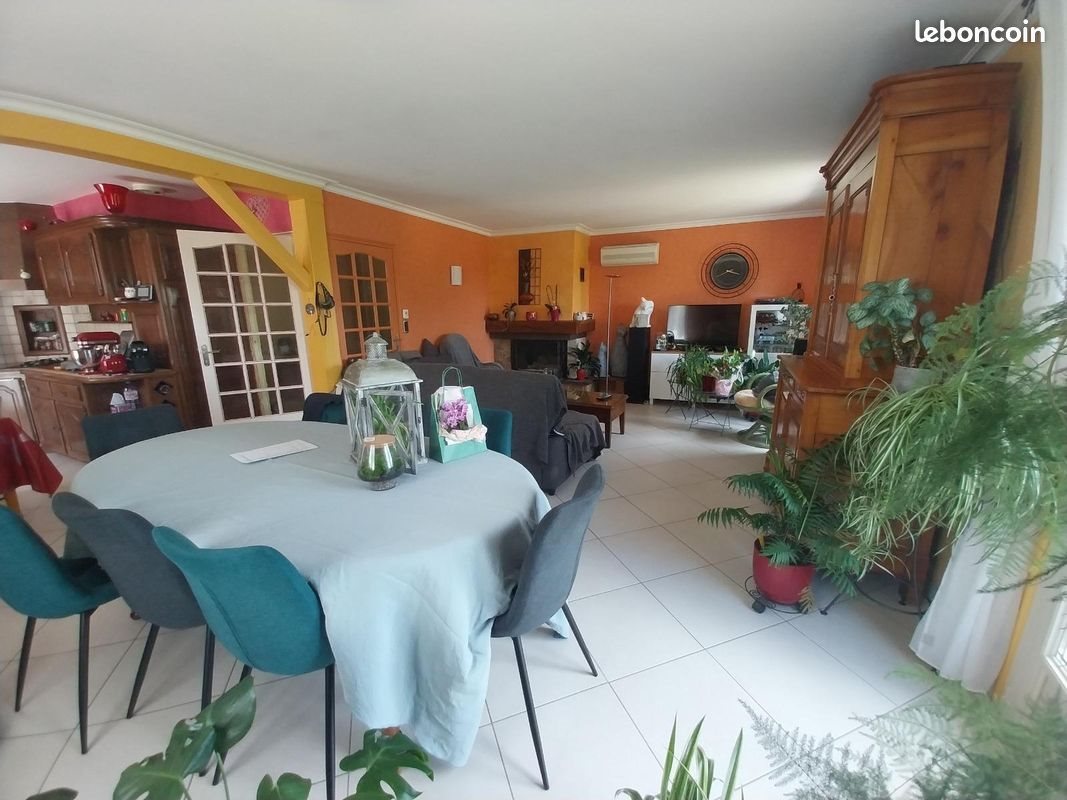 Maison à vendre, 147m², Le Genest-Saint-Isle