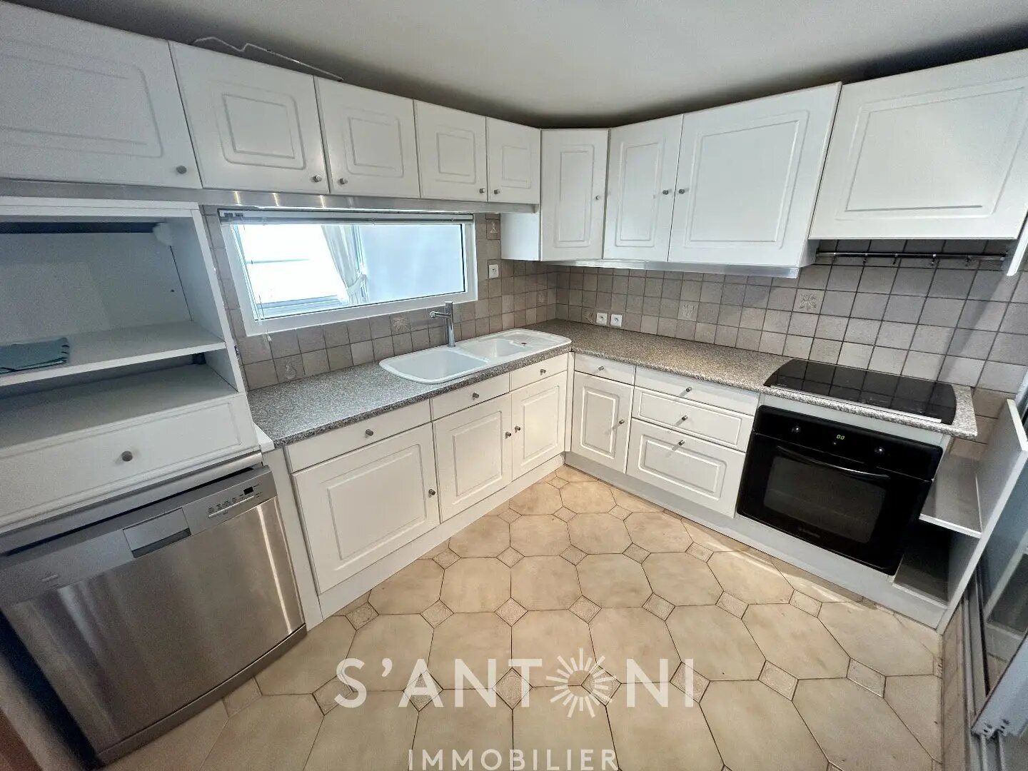 Appartement à vendre, 82m², Agde (Cap d'Agde)