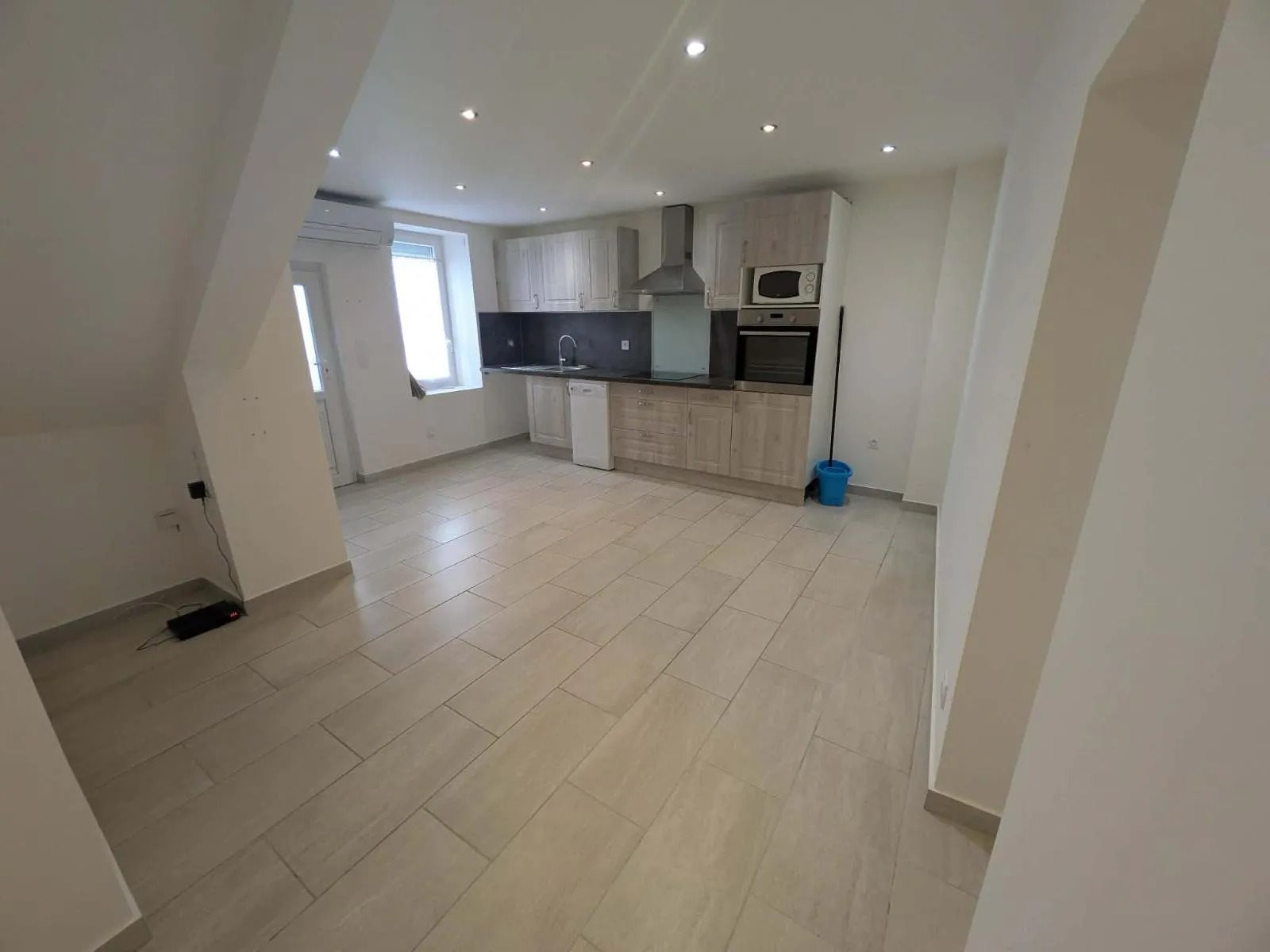 Maison à louer, 34m², Servian
