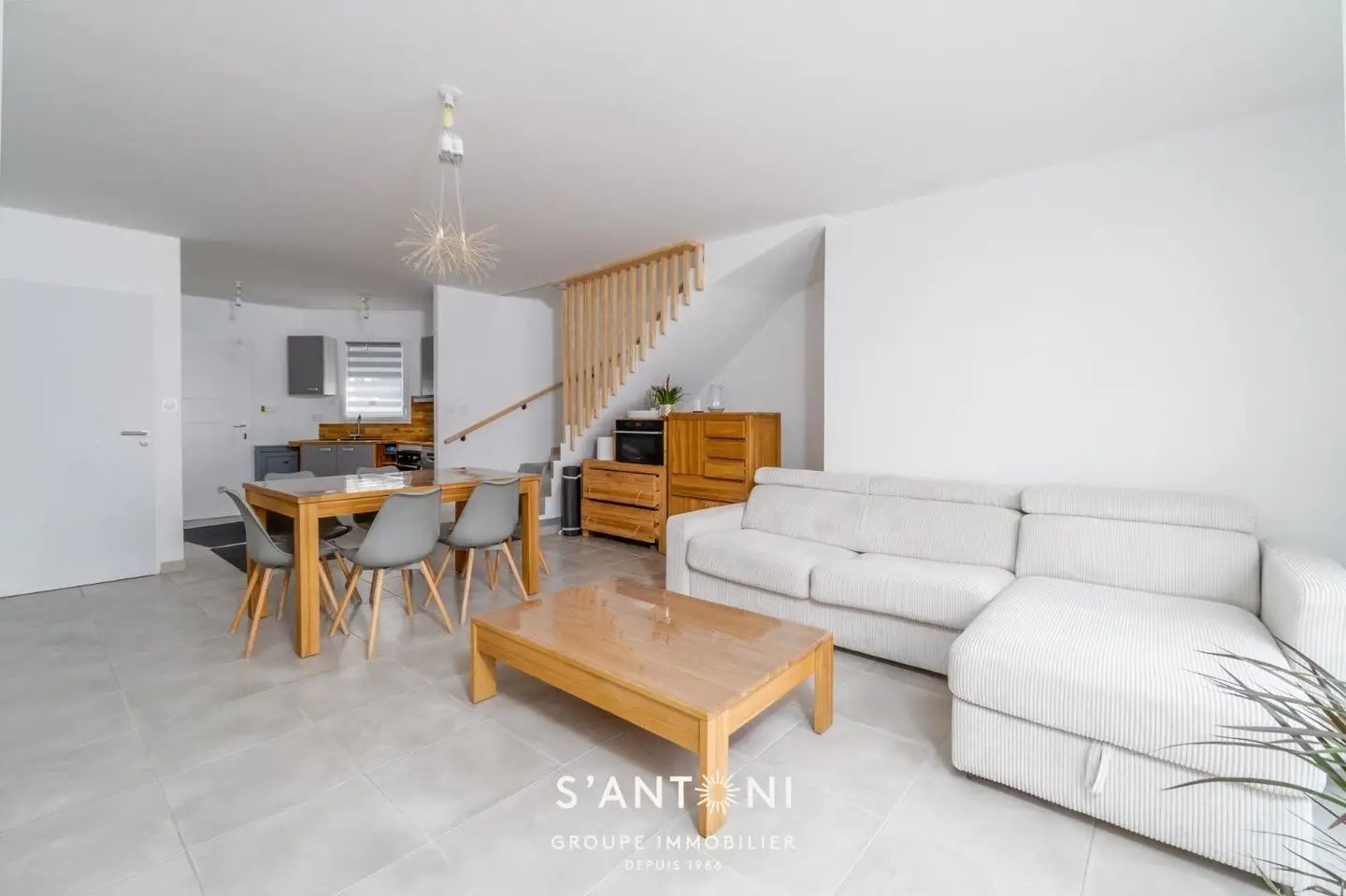 Maison à vendre, 69m², Vias