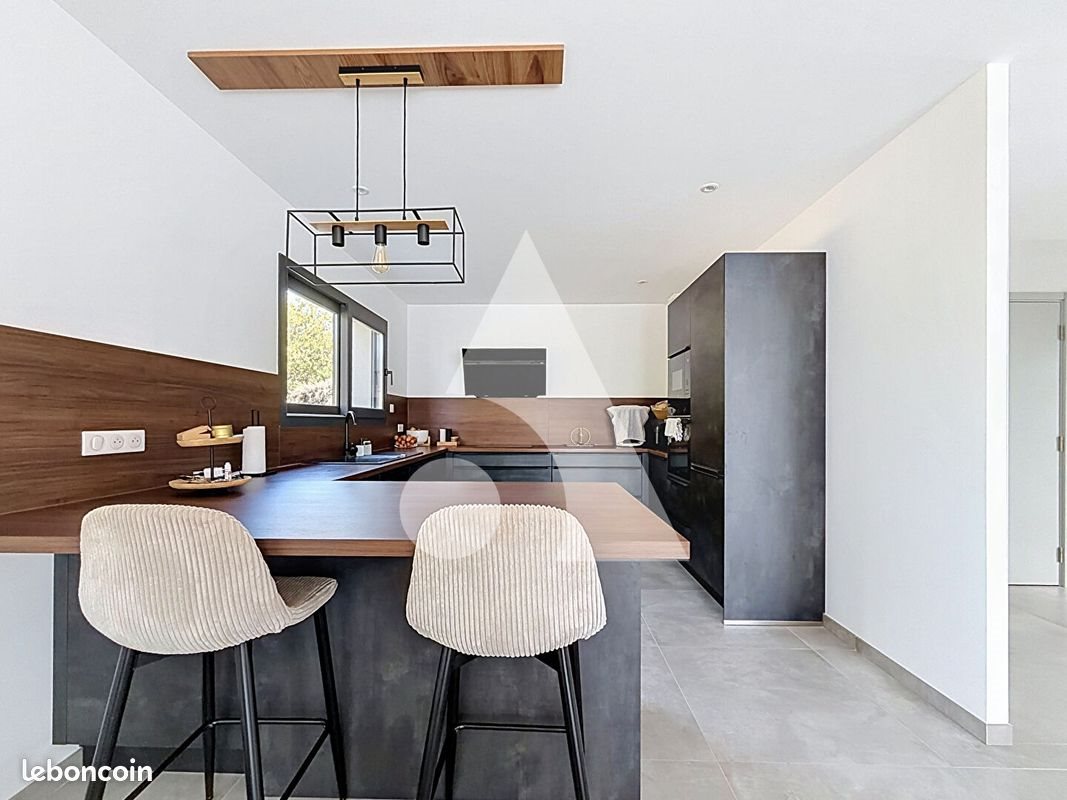 Maison à vendre, 121m², Saint-Marcel