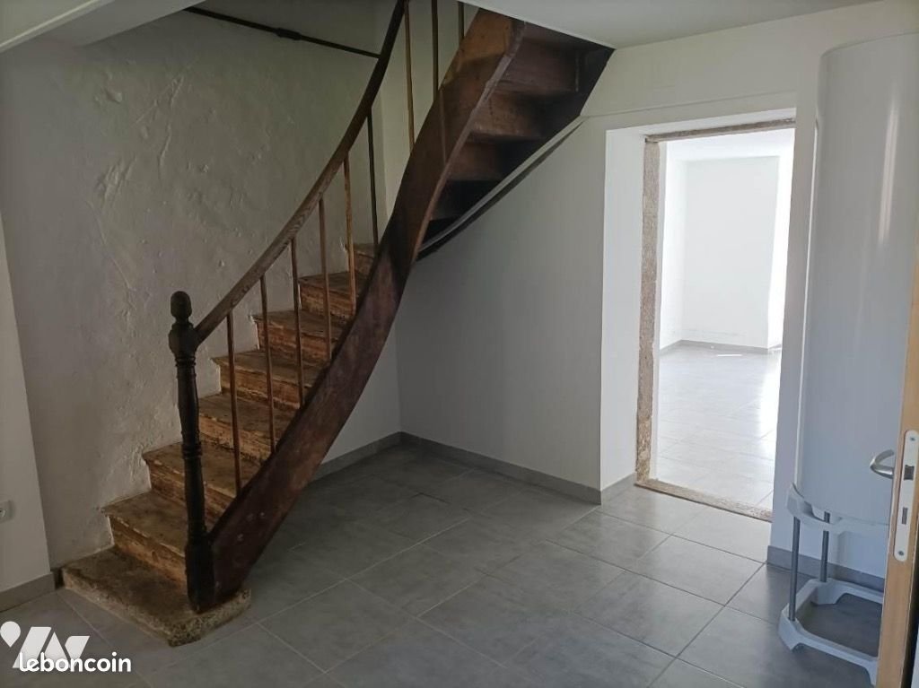 Maison à louer, 98m², Secondigny