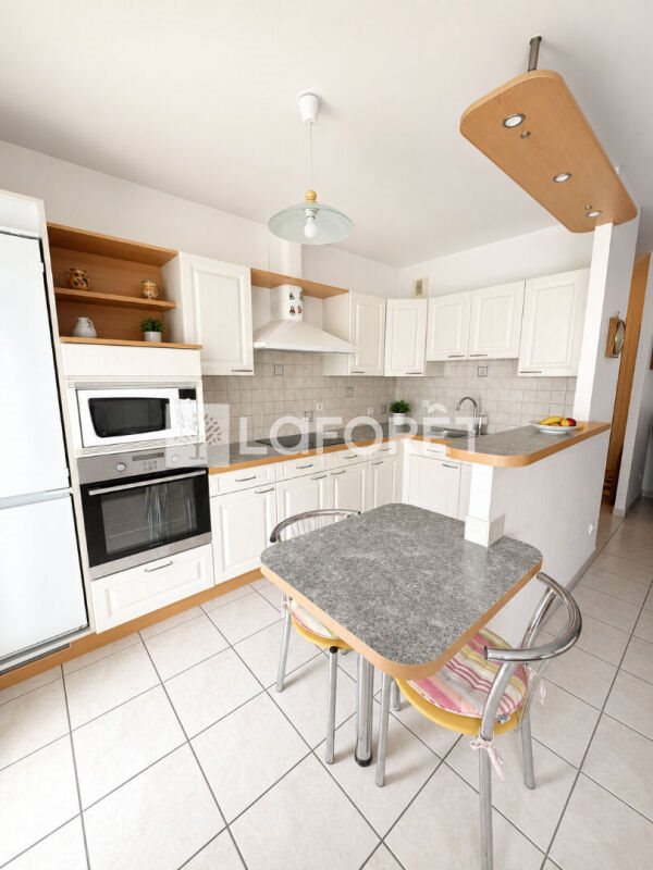 Appartement à vendre, 73m², Lamorlaye