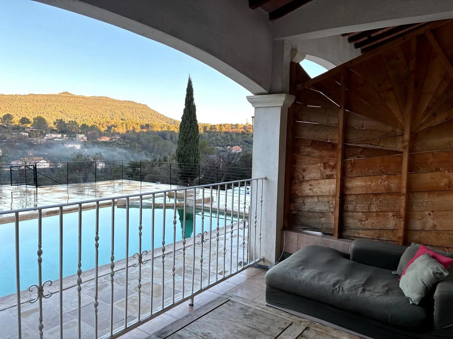 Appartement à louer, 28m², Solliès-Toucas