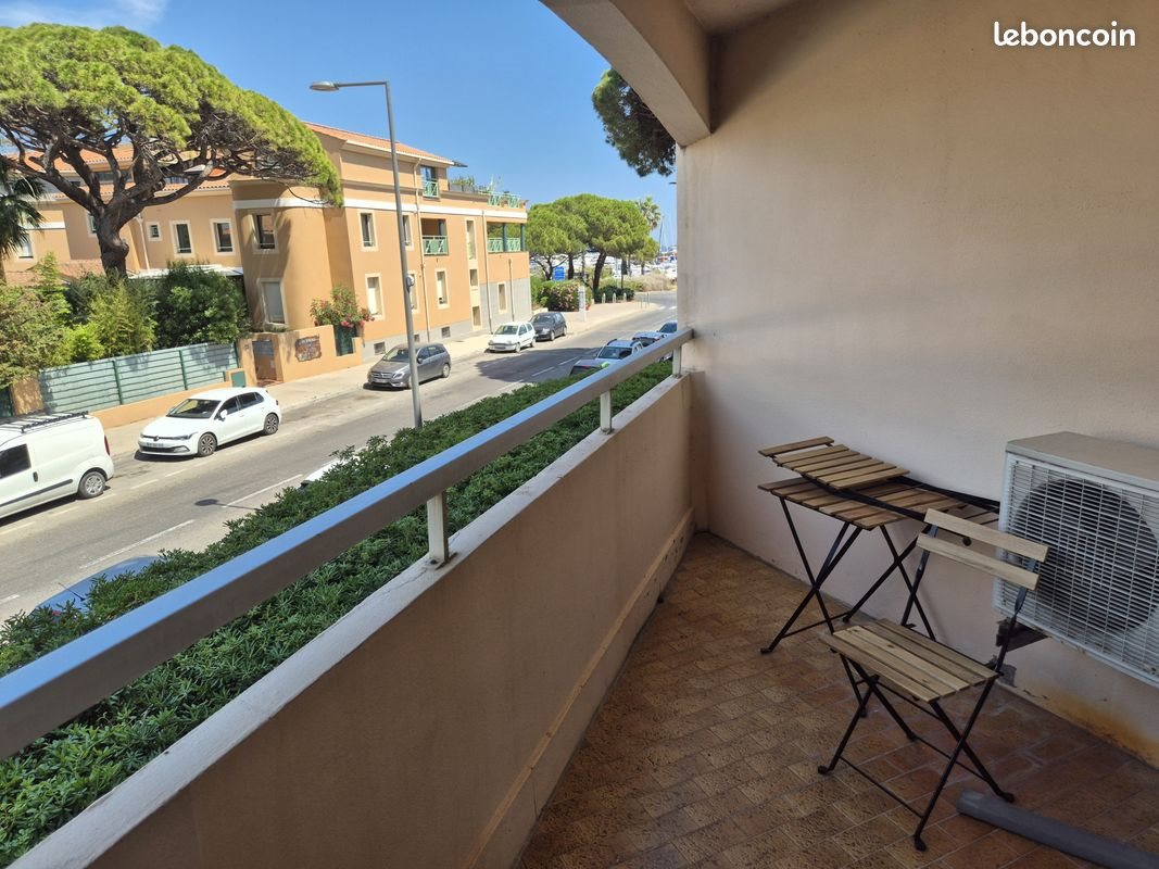 Appartement à louer, 66m², Hyères