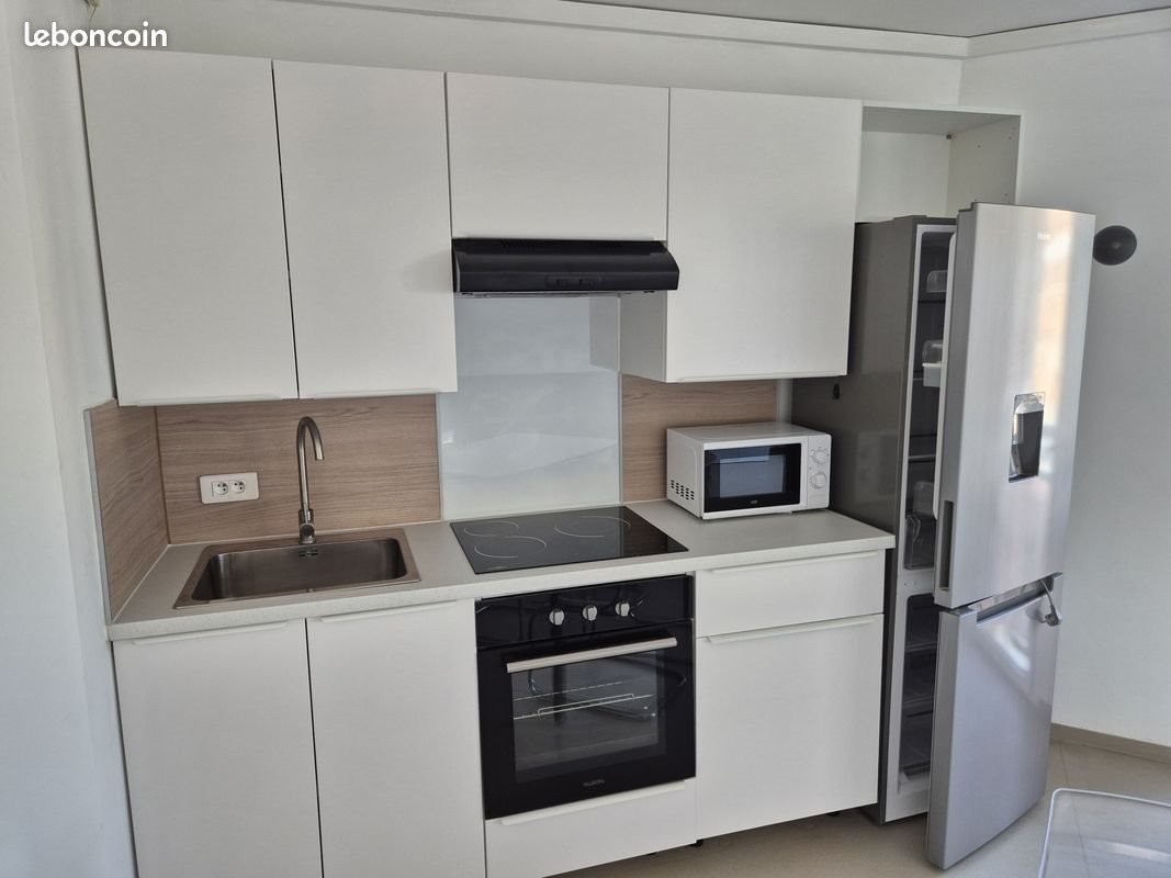 Appartement à louer, 66m², Hyères