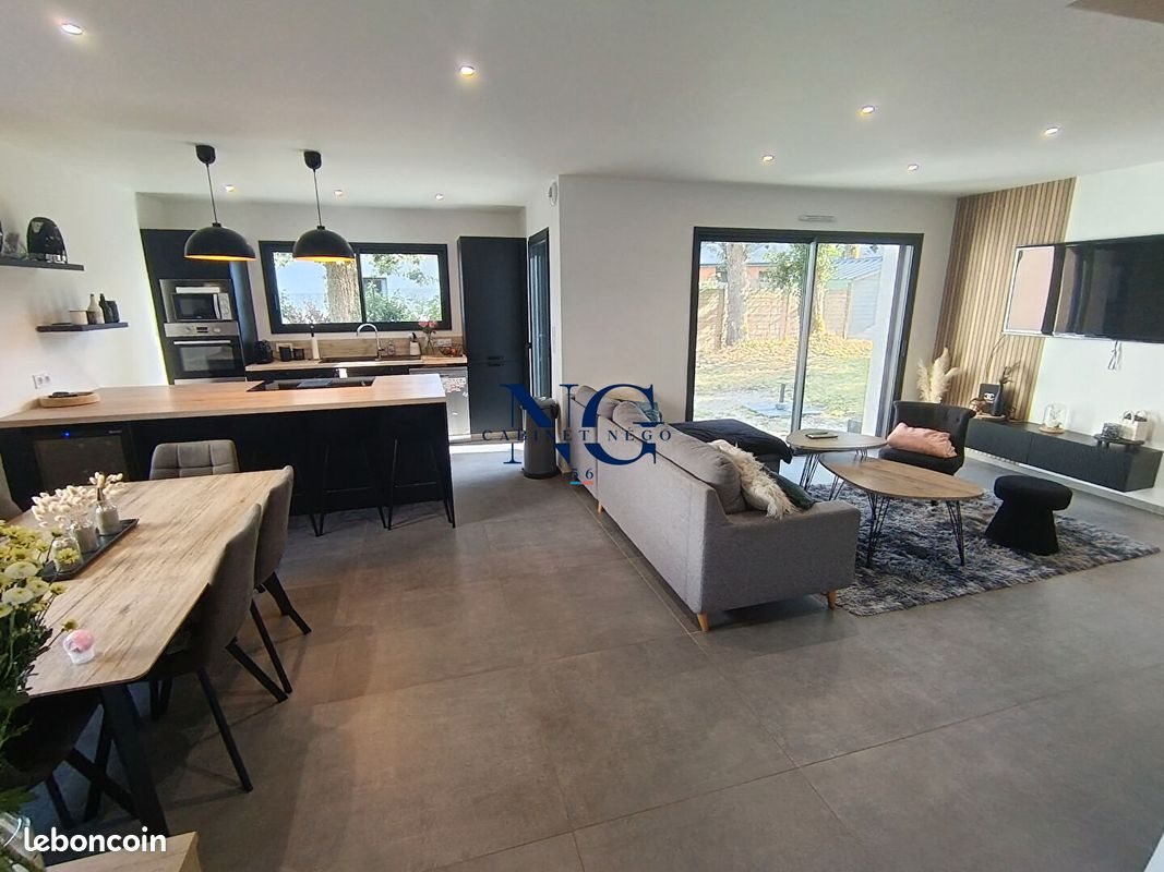 Maison à vendre, 119m², Surzur