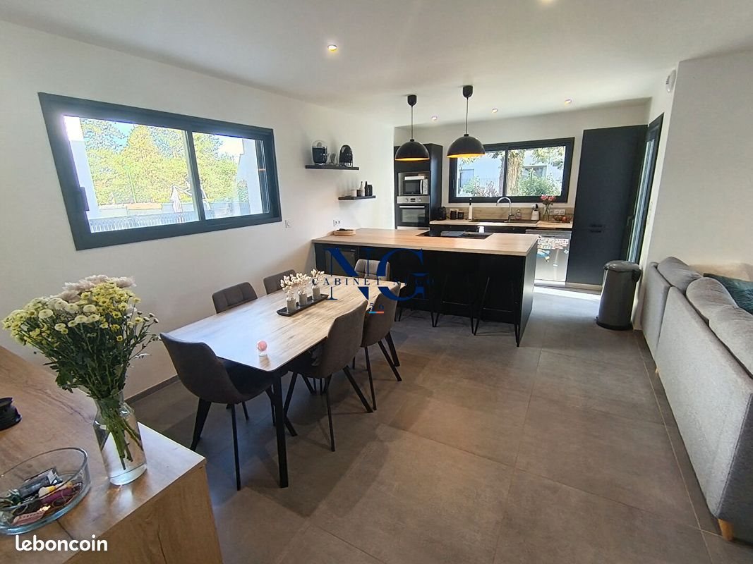 Maison à vendre, 119m², Surzur