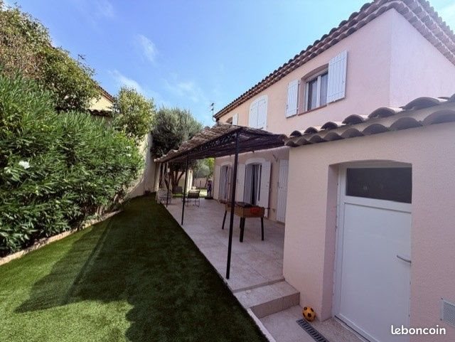 Maison à louer, 115m², Aubagne