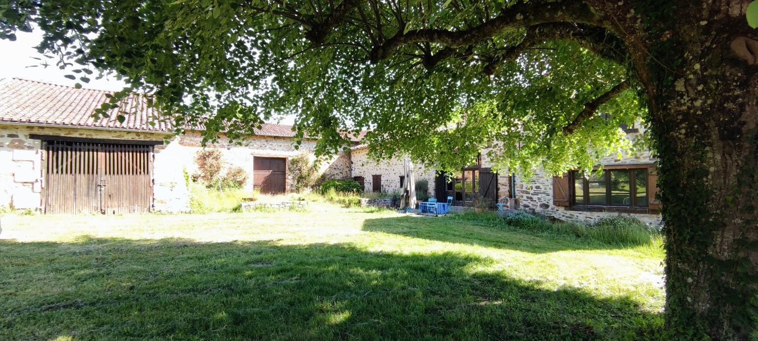 Maison à vendre, 395m², Le Palais-sur-Vienne