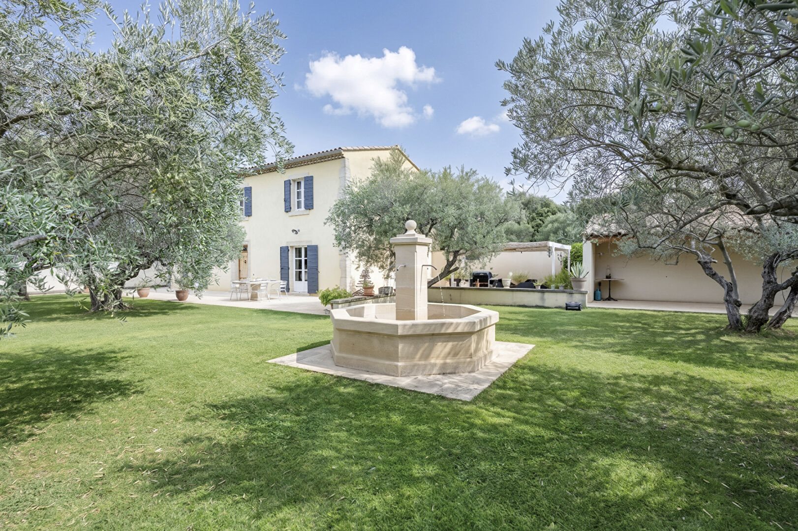 Maison à vendre, 232m², Venasque