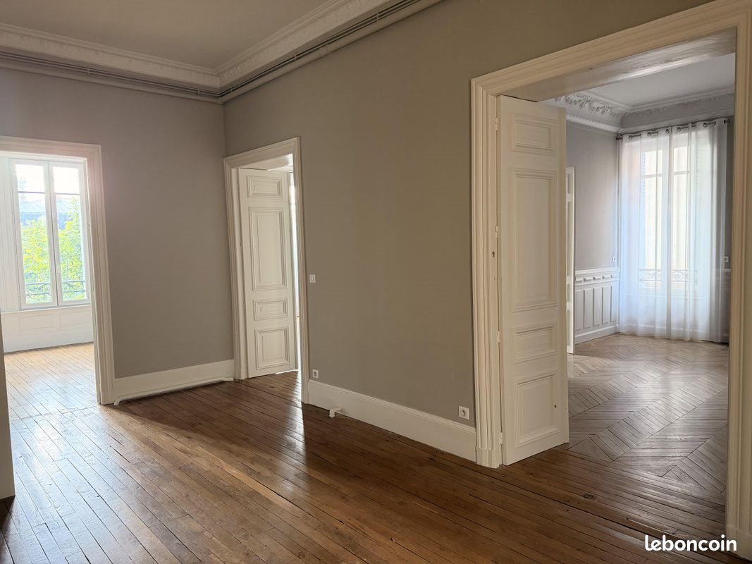 Appartement à vendre, 200m², Clermont-Ferrand
