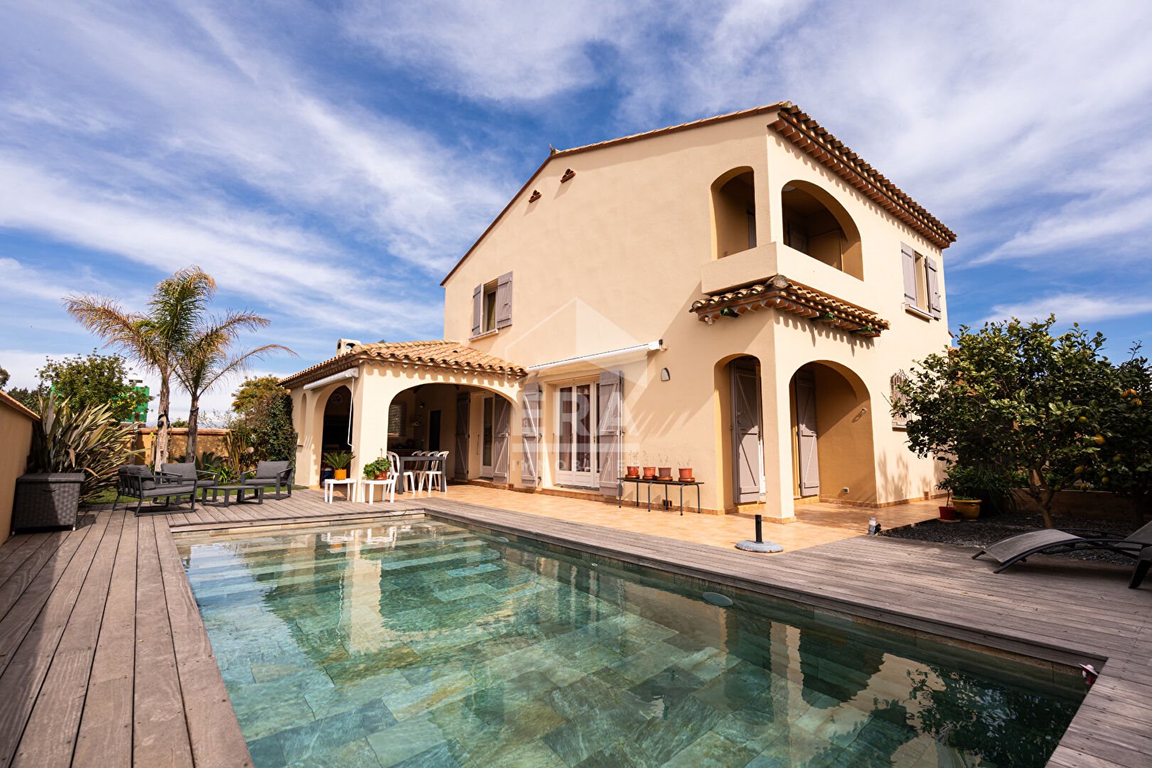 Maison à vendre, 165m², Alénya