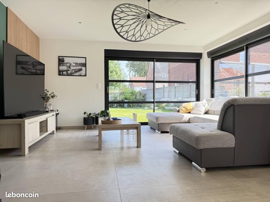 Maison à vendre, 258m², Mouchin