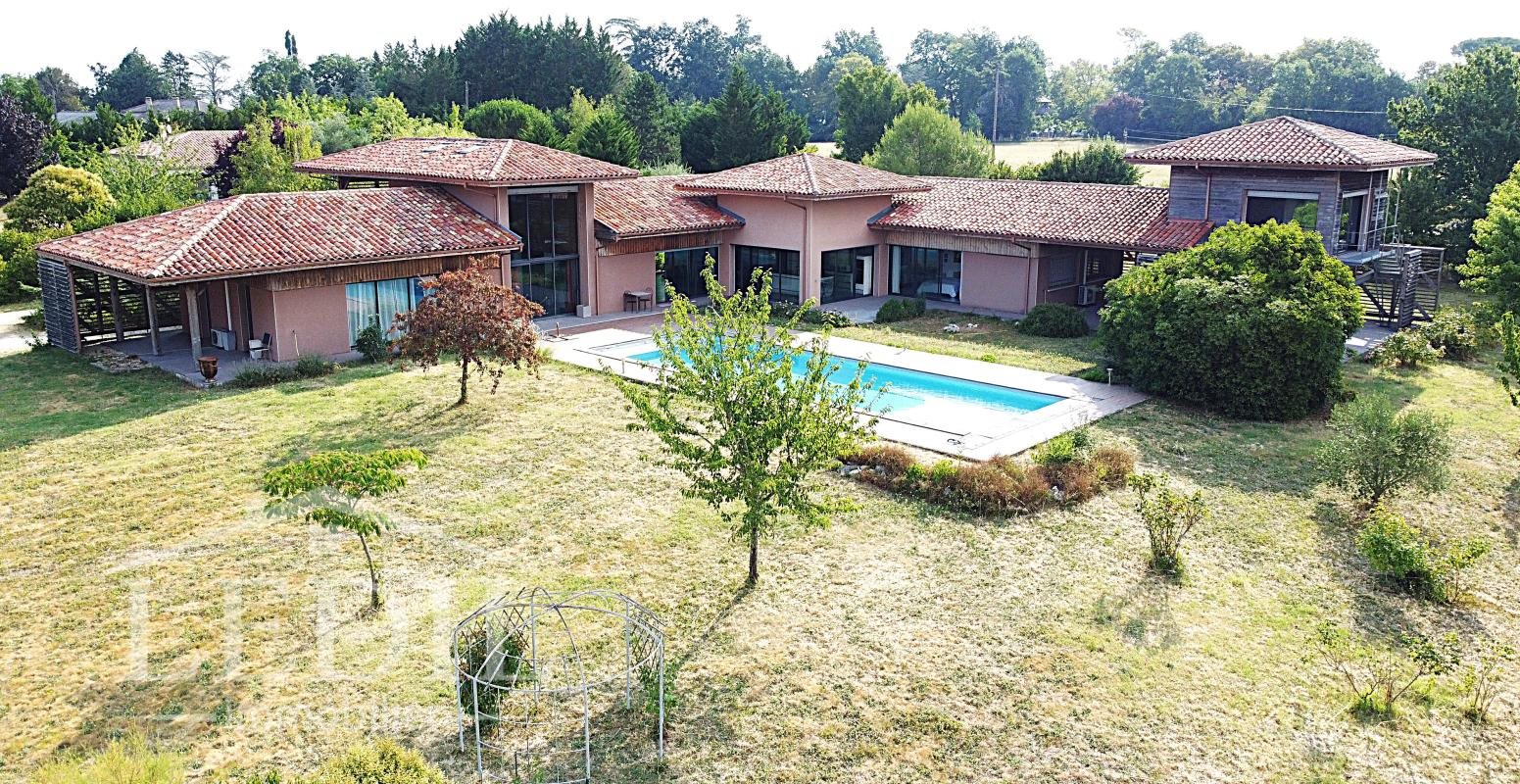 Maison à vendre, 305m², Condom