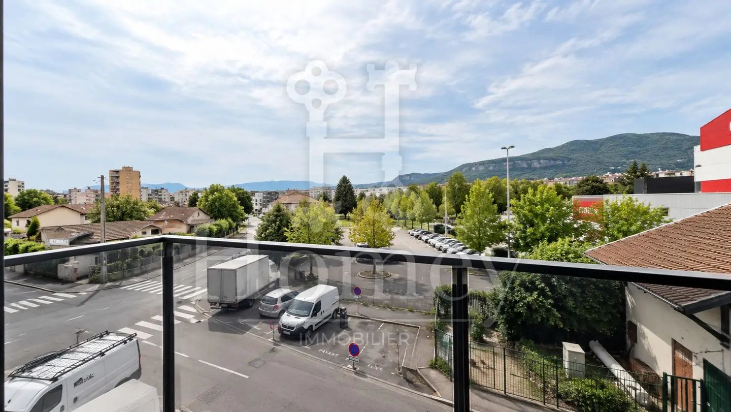 Appartement à louer, 65m², Annemasse