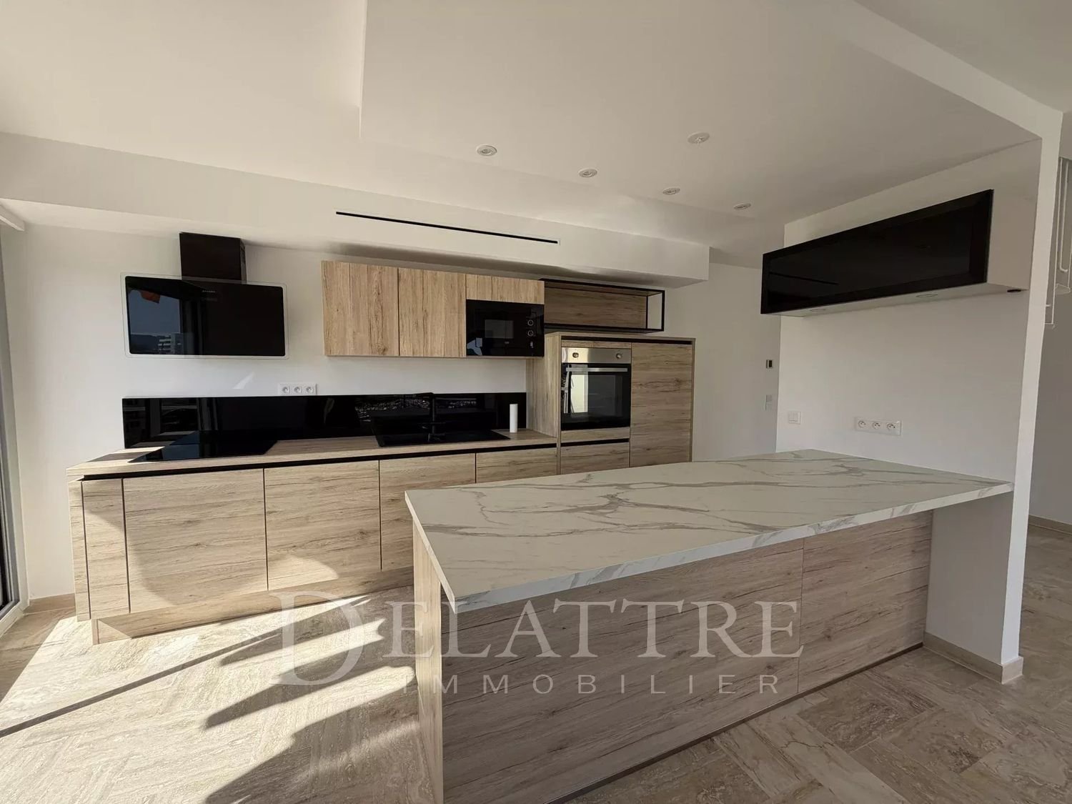 Appartement à louer, 96m², Mandelieu-la-Napoule