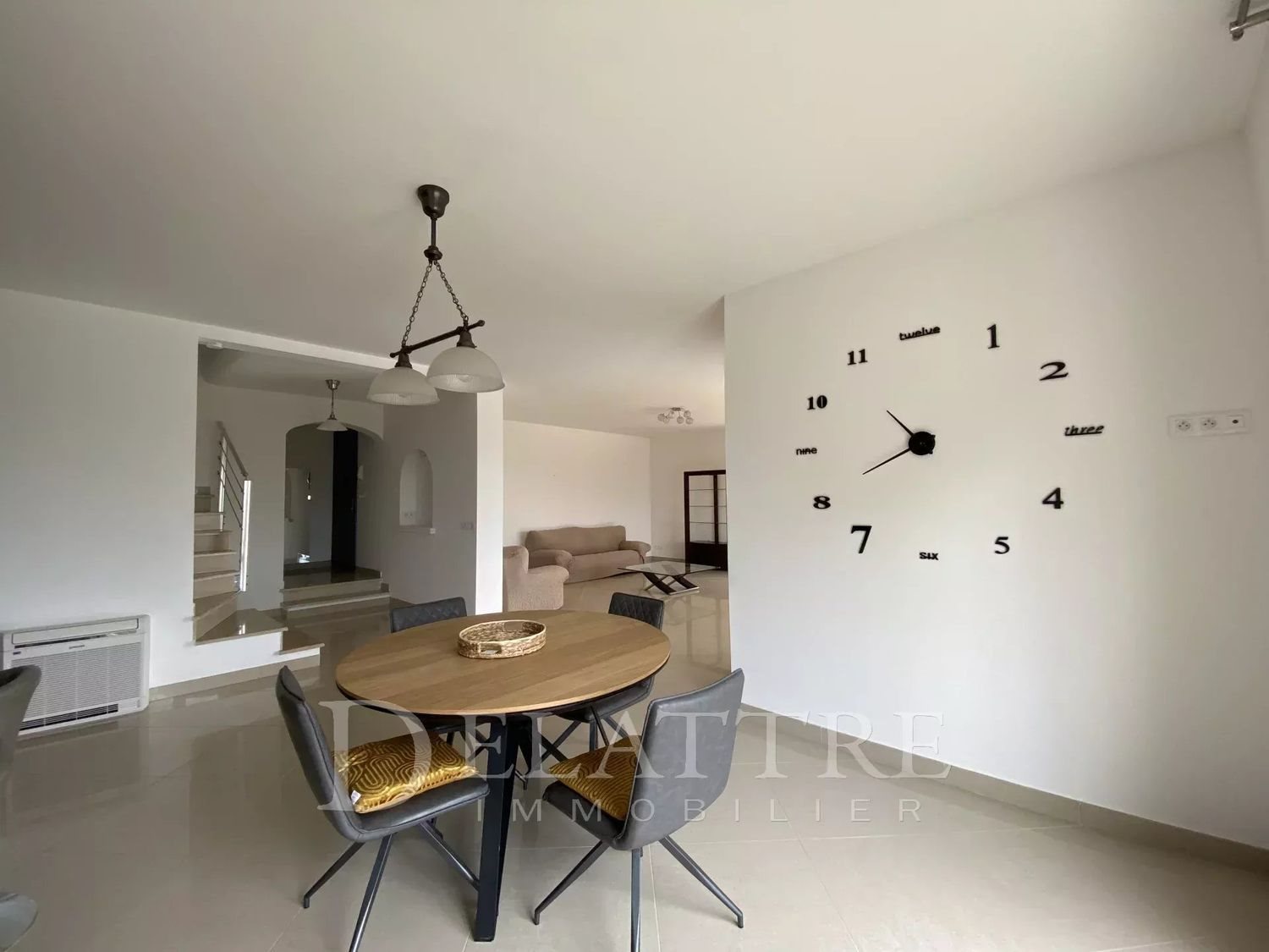 Maison à louer, 145m², Châteauneuf-Grasse