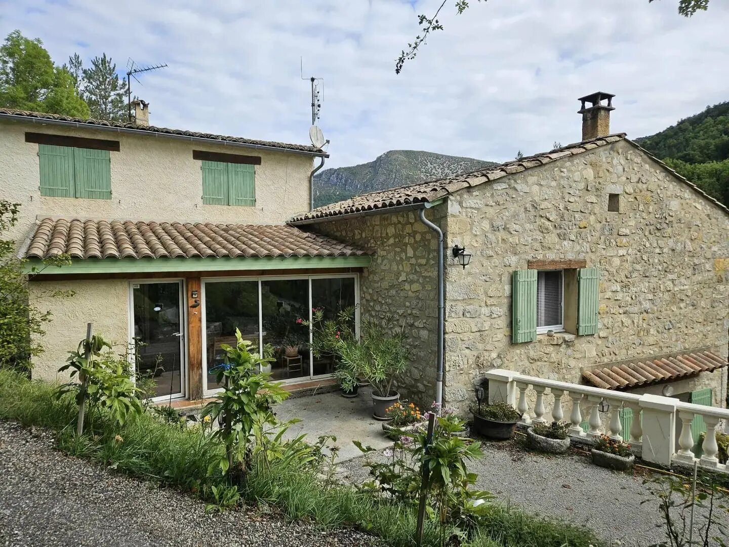 Maison à vendre, 186m², Saint-Nazaire-le-Désert
