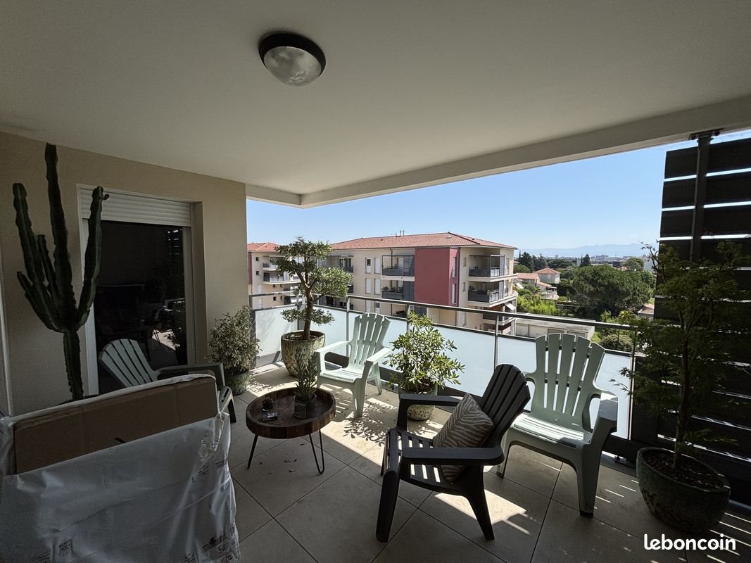 Appartement à louer, 72m², Guilherand-Granges