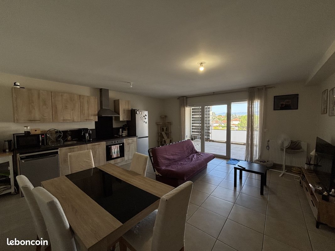 Appartement à louer, 78m², Guilherand-Granges