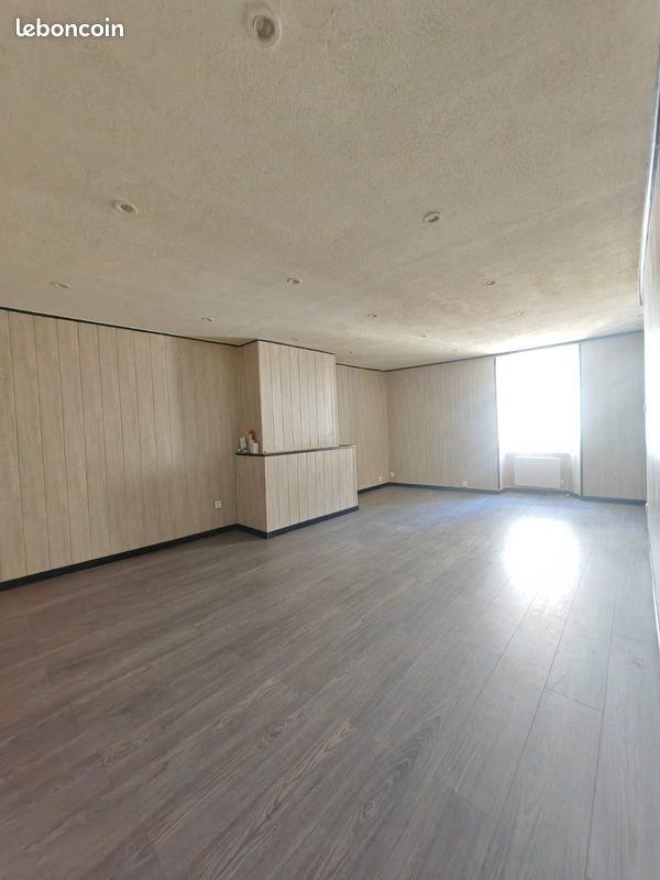 Maison à vendre, 75m², Brassac
