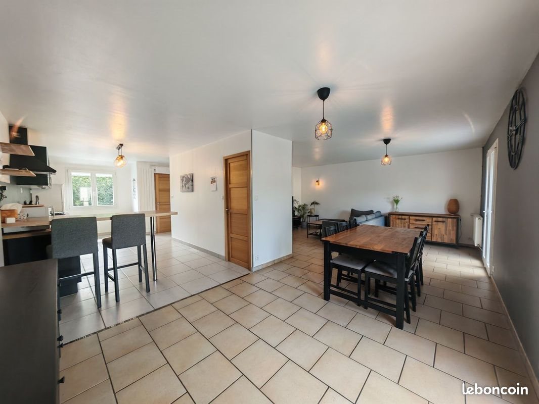 Maison à vendre, 112m², Bavay