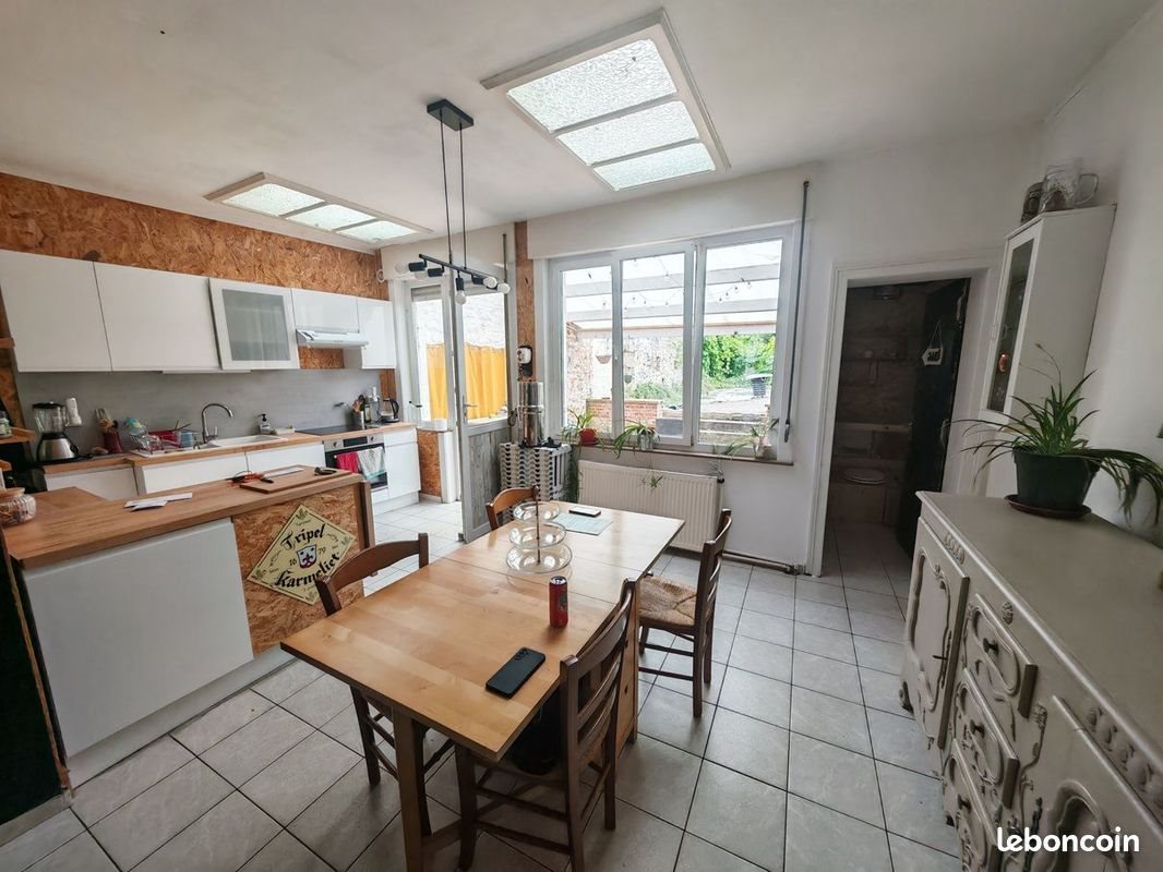 Maison à vendre, 140m², Bavay
