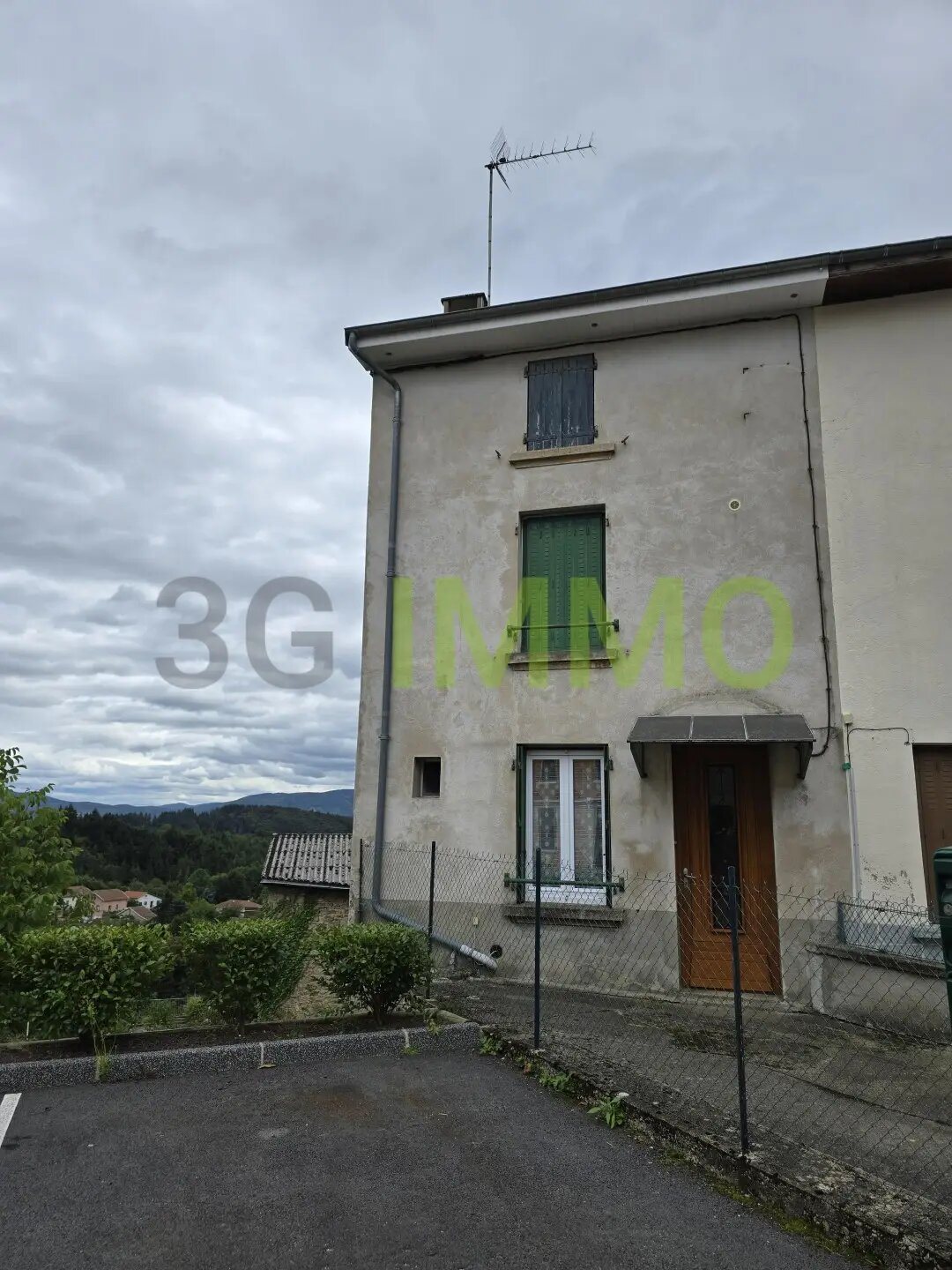 Maison à vendre, 102m², Saint-Rémy-sur-Durolle