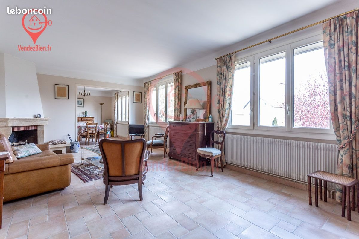 Maison à vendre, 154m², Saint-Doulchard