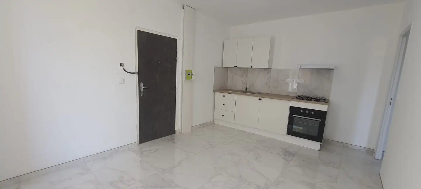 Appartement à louer, 32m², Tulette