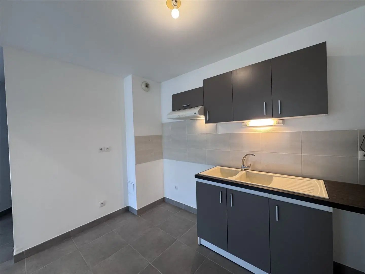 Appartement à louer, 76m², Pierrelatte