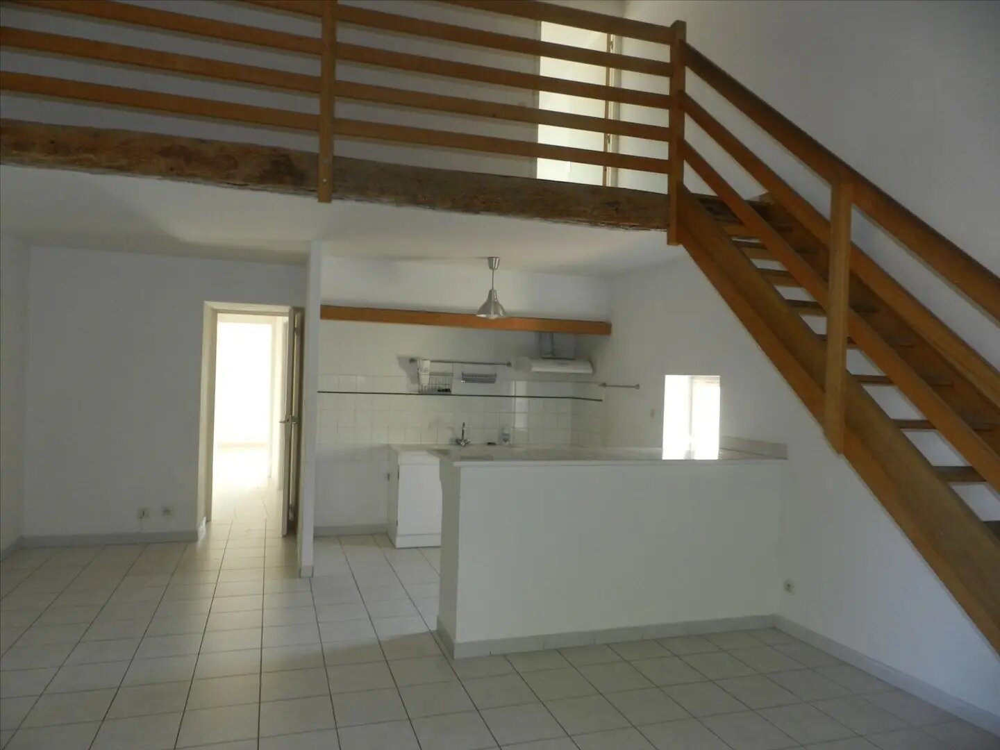 Appartement à louer, 76m², La Baume-de-Transit