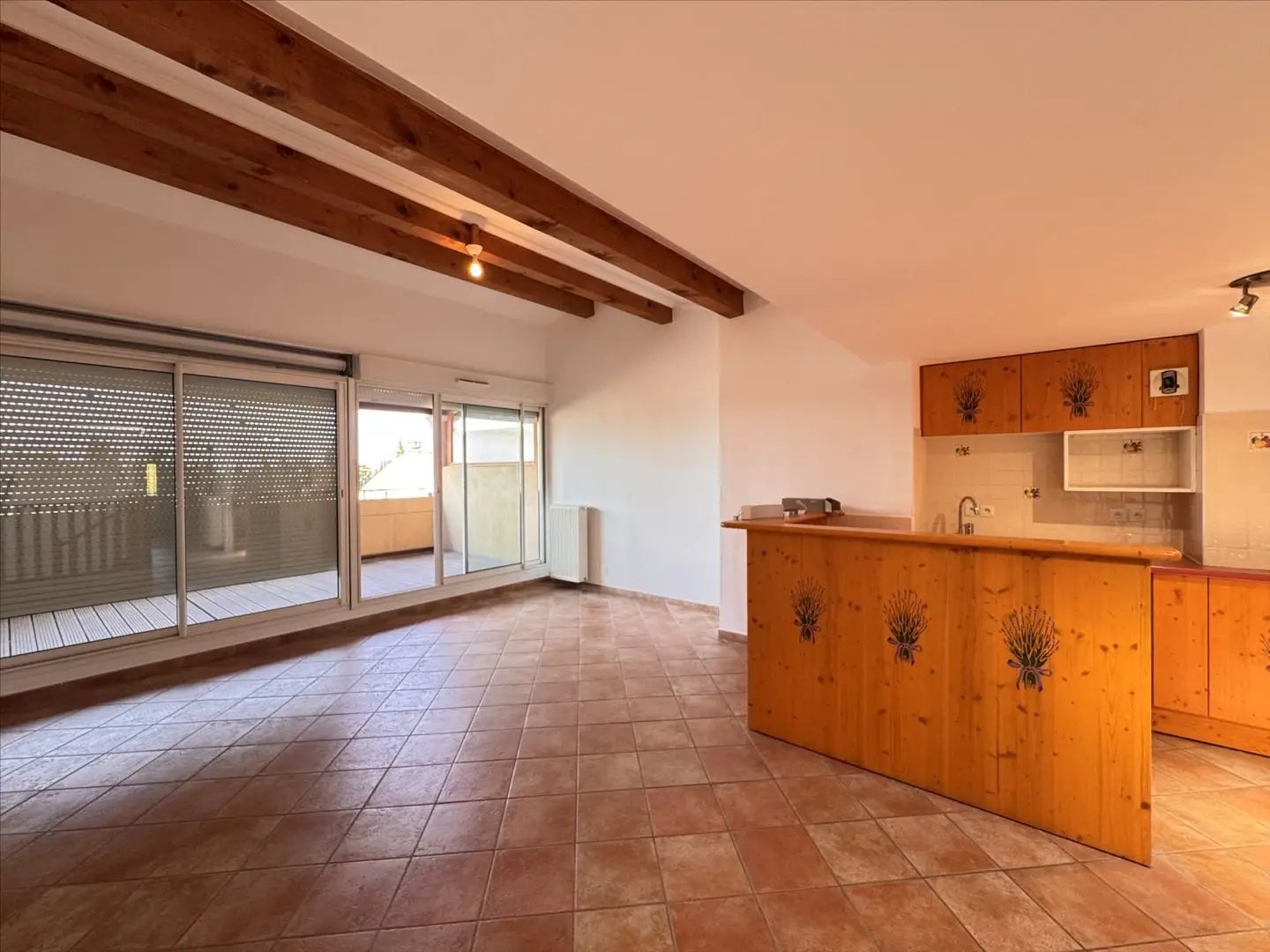 Appartement à louer, 72m², Sainte-Cécile-les-Vignes