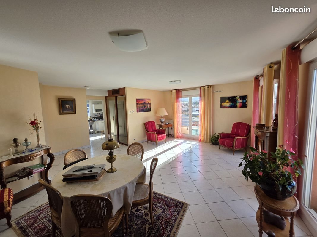 Appartement à vendre, 101m², Beaumont