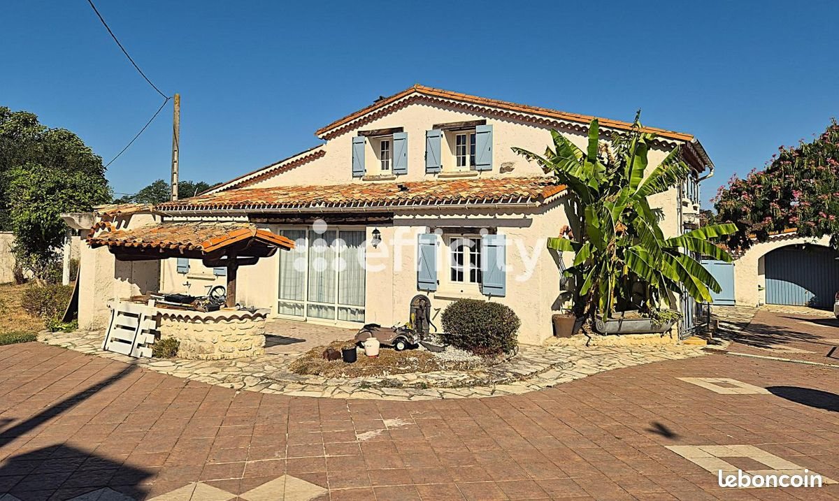 Maison à vendre, 162m², Saint-Romain-de-Benet