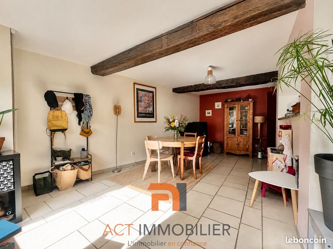Maison à vendre, 125m², Brullioles