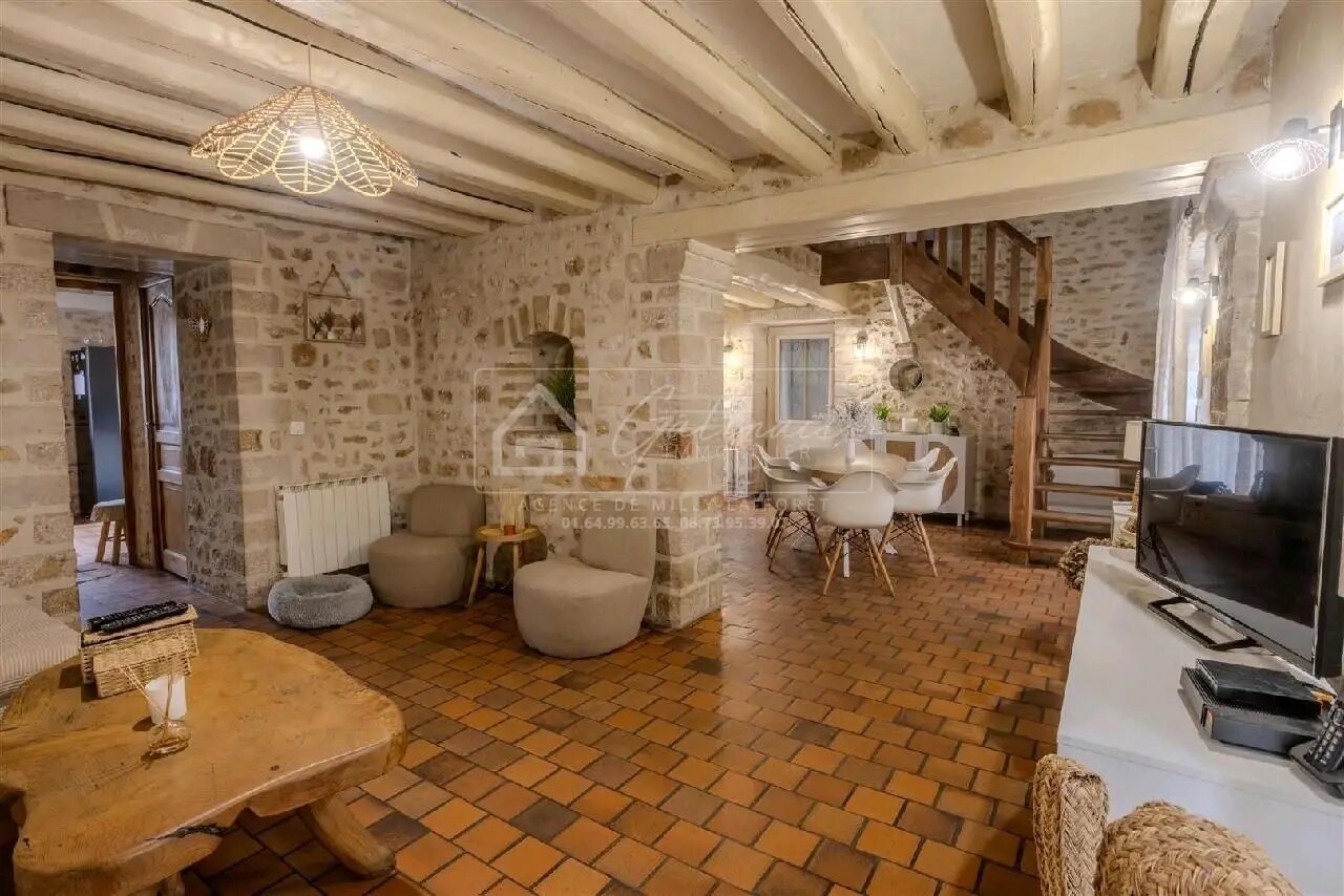 Maison à vendre, 144m², Milly-la-Forêt