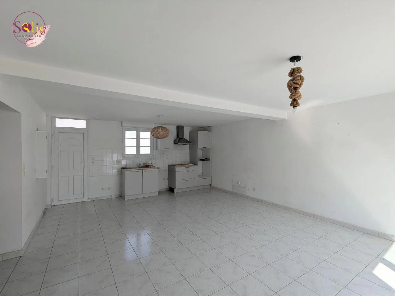 Maison à louer, 74m², Cognac