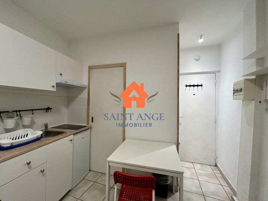 Appartement à louer, 17m², Toulon