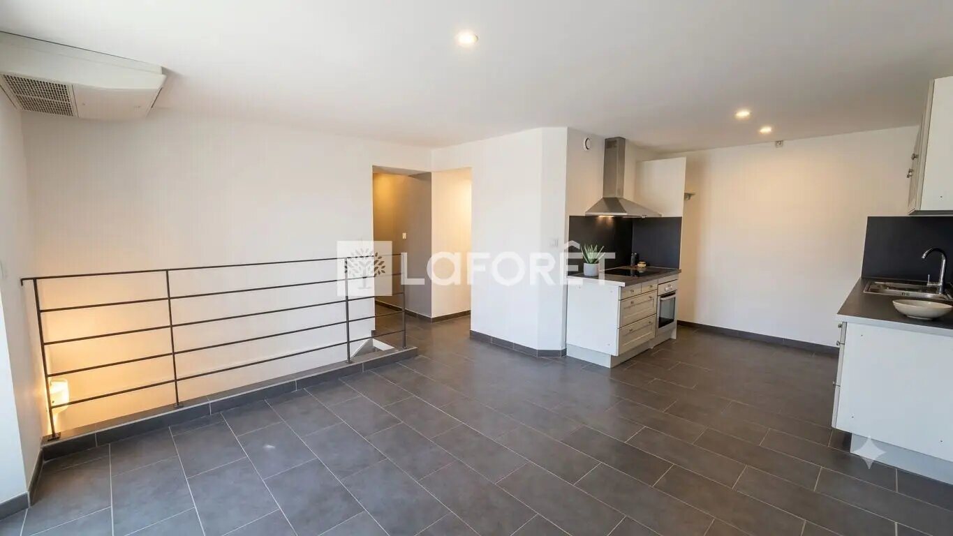 Appartement à louer, 45m², Cuers