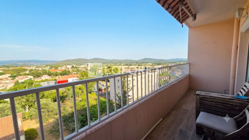 Appartement à louer, 42m², Cuers