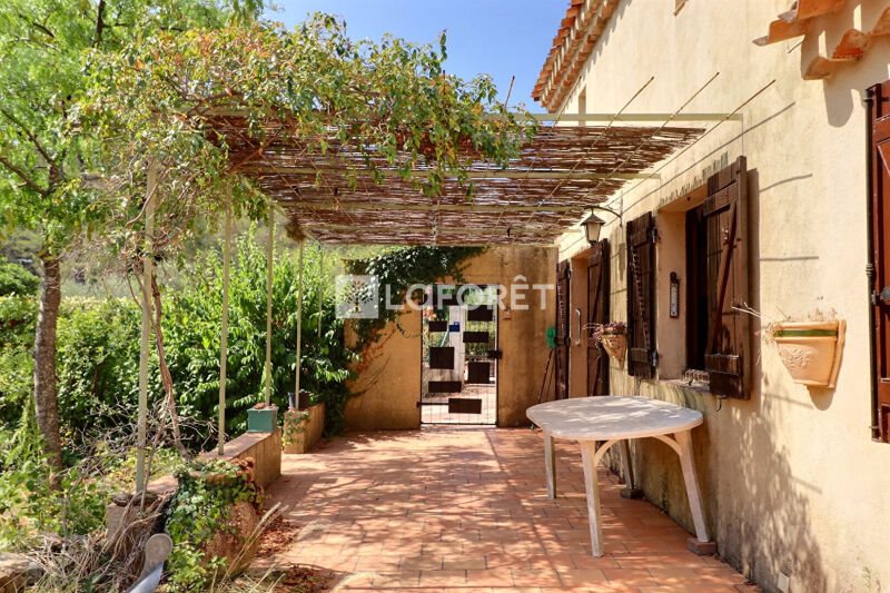 Maison à vendre, 70m², Cuers