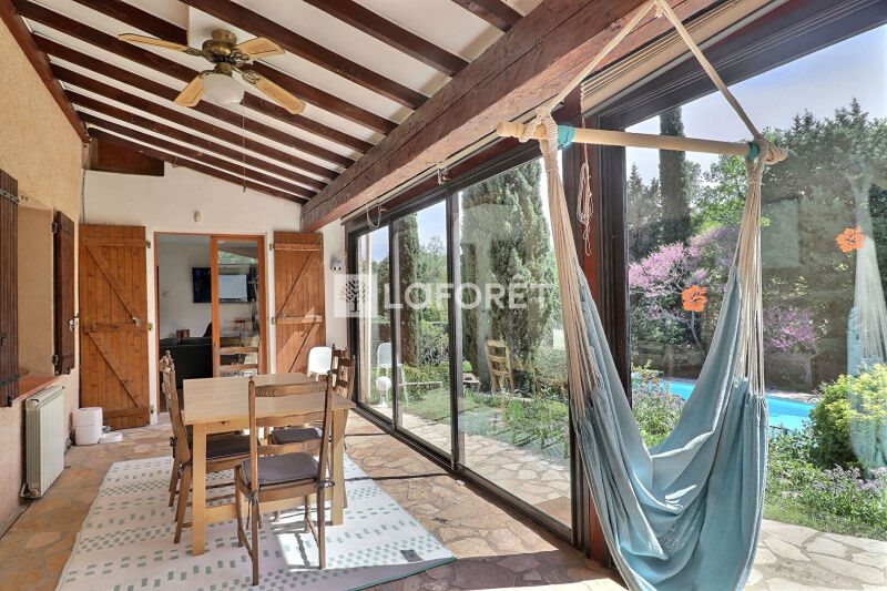 Maison à louer, 185m², Cuers