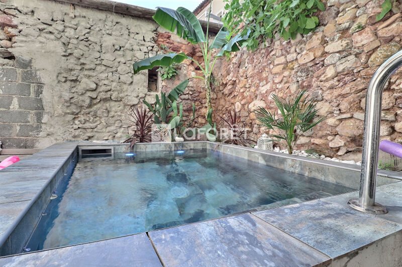 Maison à vendre, 77m², Cuers