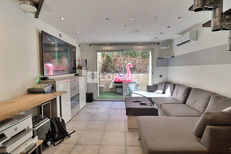 Maison à vendre, 77m², Cuers