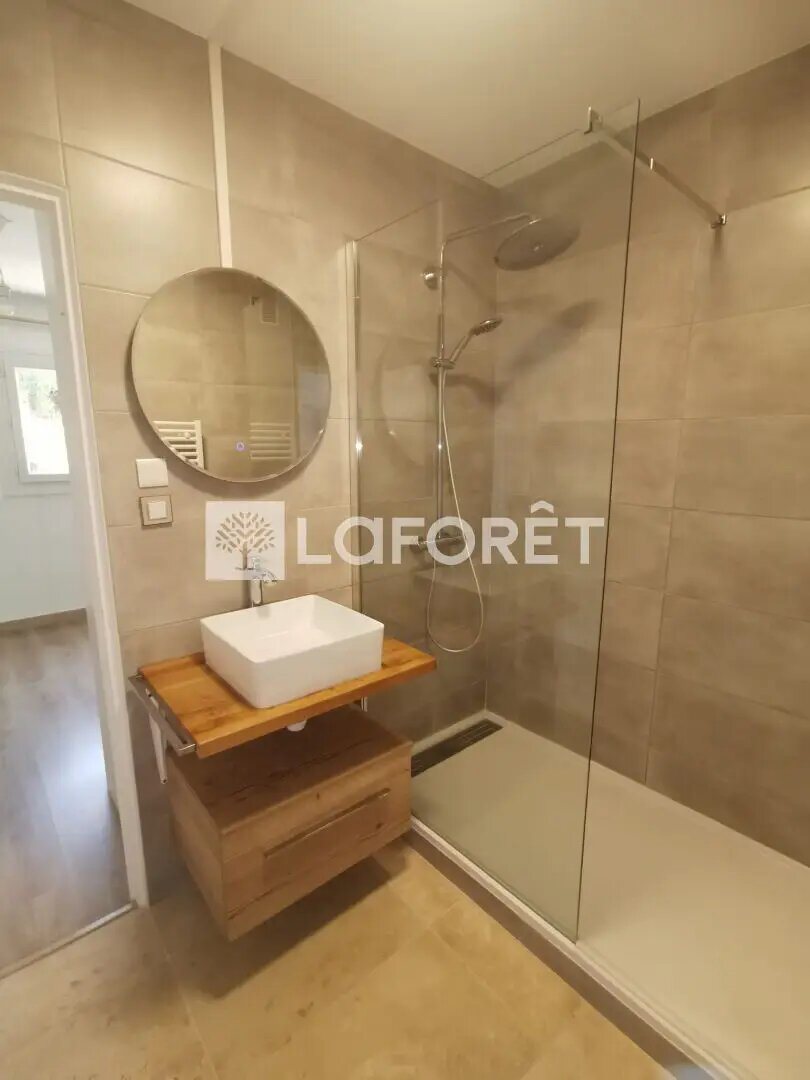 Appartement à louer, 57m², Toulon